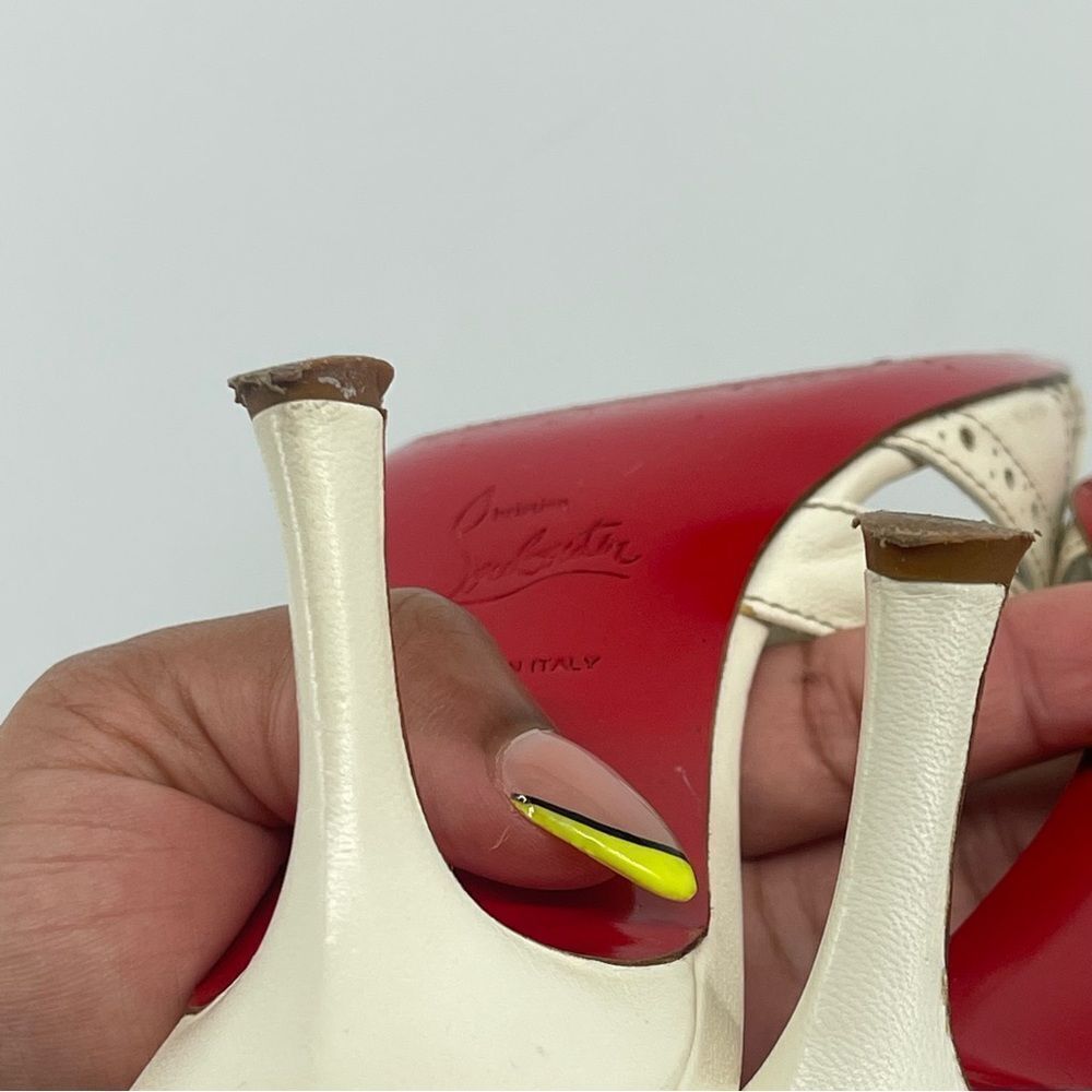 Christian Louboutin Fringe Peep Toe Mule Sandals Cream Leather EU 37.5 Heels - Picture 10 of 16
